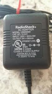 New RadioShack U090030D 9VDC 300mA AC Adapter CAT NO.12-262 POWER CHARGER